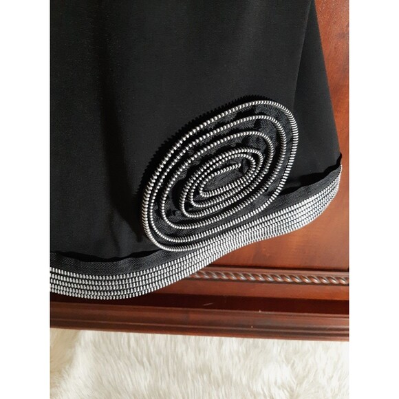 Sohung Designs Women's Size L Black Dress w/ Silver Wire Embellishments Rosettes - Picture 2 of 9